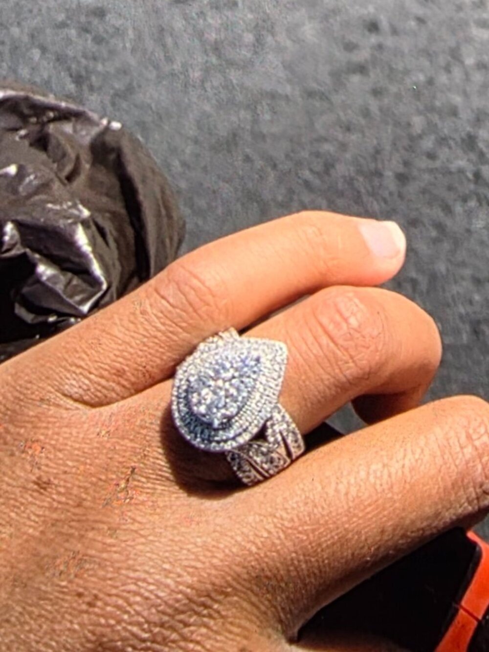 Beautiful ring for sale - Picture 2 of 5